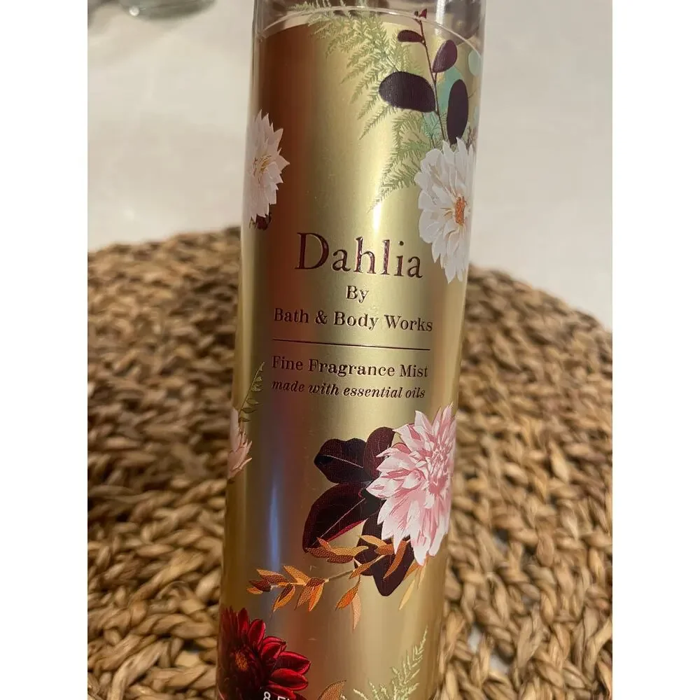 Bath & Body works Dahlia and Champagne sprinkles fine fragrance mist lot of 2